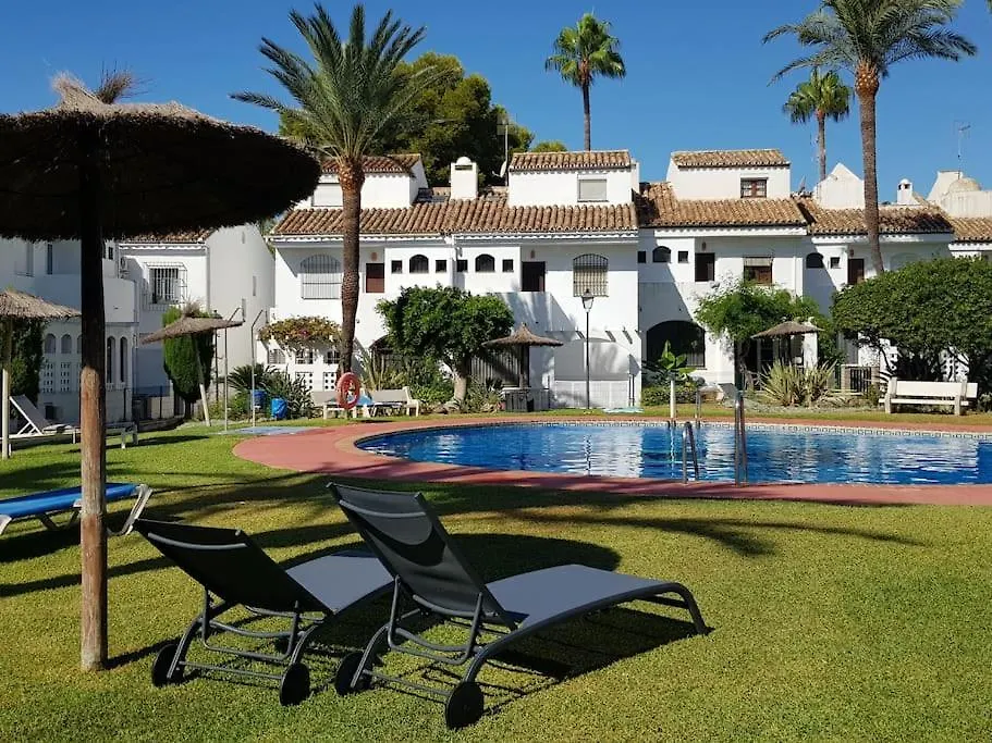 Modern House With Large Pool! Villa Estepona Holiday home