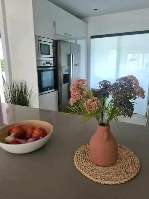 Modern House With Large Pool! Villa Estepona Holiday home