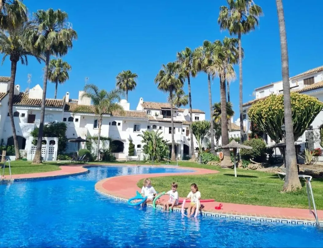 Dom wakacyjny Willa Modern House With Large Pool! Estepona